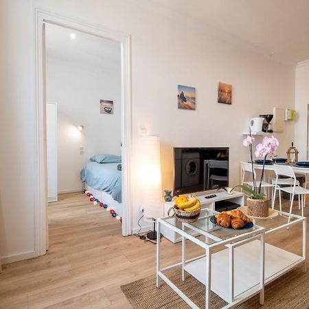 Private Independant Flat - Lourdes City Center - 2 Balconies Bagian luar foto